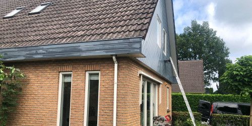 Houtrotreparatie